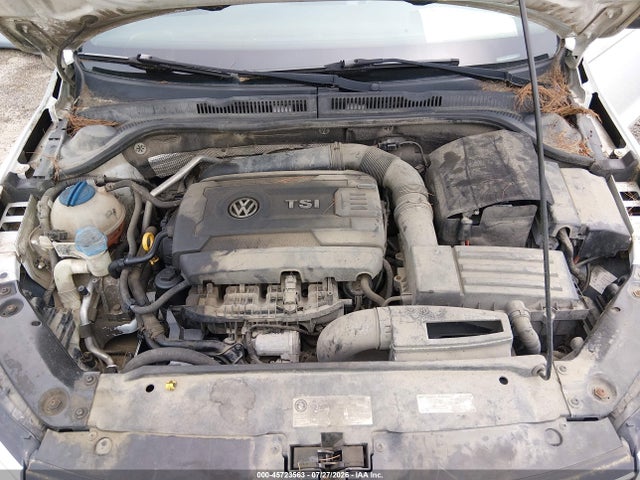 Продаж на аукціоні авто 2016 Volkswagen Jetta 1.8t Sport, vin: 3VWD17AJ4GM266396, номер лоту: 45723563