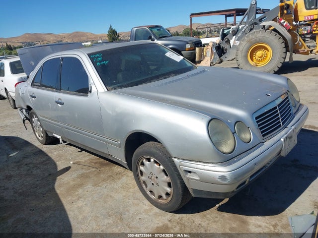 Aukcja sprzedaży 1999 Mercedes-benz E 320, vin: WDBJF65H2XA885762, numer aukcji: 45723564