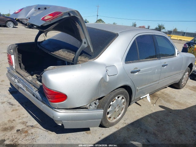 Aukcja sprzedaży 1999 Mercedes-benz E 320, vin: WDBJF65H2XA885762, numer aukcji: 45723564