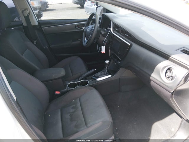 Toyota COROLLA LE 2018 5YFBURHE8JP808234 Image 5