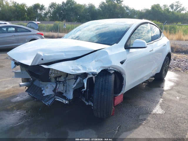 Продаж на аукціоні авто 2026 Tesla Model Y All-wheel Drive/long Range Launch Series/premium All-wheel Drive, vin: 7SAYGDEE1TF345363, номер лоту: 45723602