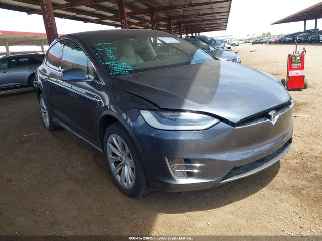 2018 5YJXCBE27JF102233 main image