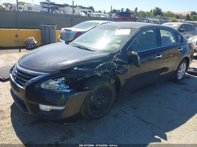 Nissan Altima 2.5 S 2014 1N4AL3AP7EN220390 Image 2