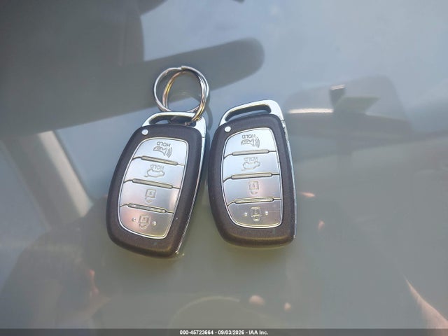 45723664 :رقم المزاد ، KM8JU3AG6FU114104 vin ، 2015 Hyundai Tucson Limited مزاد بيع