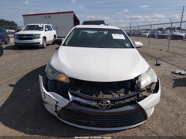 Aukcja sprzedaży 2015 Toyota Camry Le, vin: 4T4BF1FK8FR446650, numer aukcji: 45723669