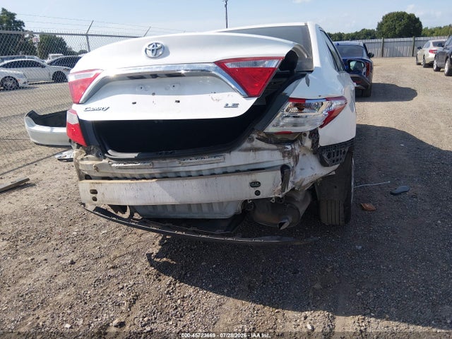 Aukcja sprzedaży 2015 Toyota Camry Le, vin: 4T4BF1FK8FR446650, numer aukcji: 45723669