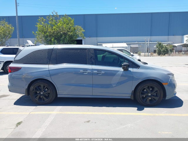 5FNRL6H78PB004196 Honda Odyssey Sport