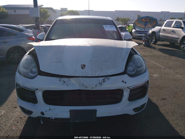 Porsche Cayenne 2016 WP1AA2A29GKA37168 Image 12