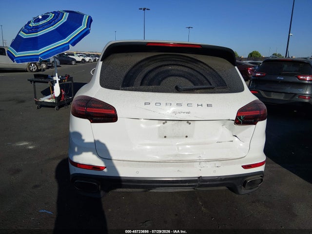 Porsche Cayenne 2016 WP1AA2A29GKA37168 Image 16