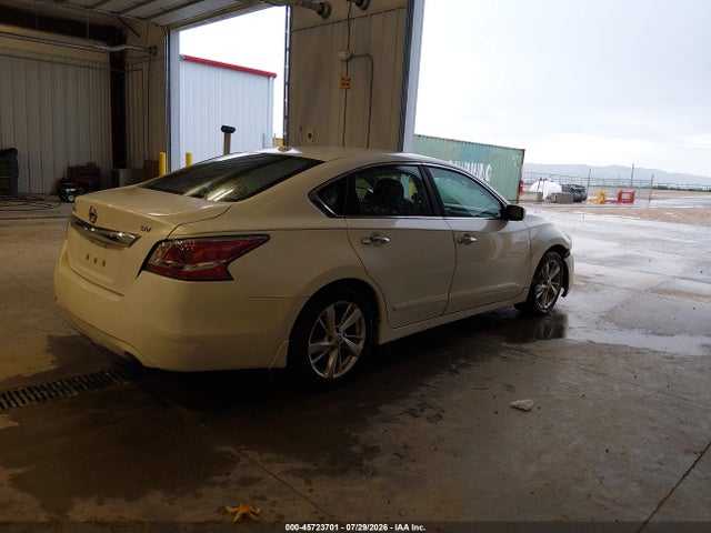 Auction sale of the 2015 Nissan Altima 2.5 Sv, vin: 1N4AL3AP3FC181973, lot number: 45723701