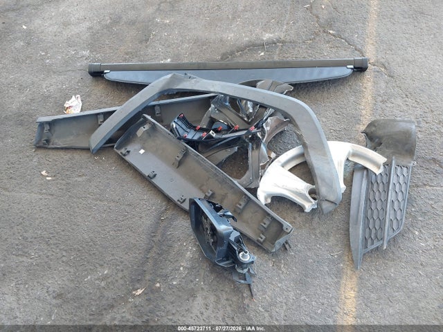 2T3LWRFV6KW043369 Toyota Rav4 Hybrid Le
