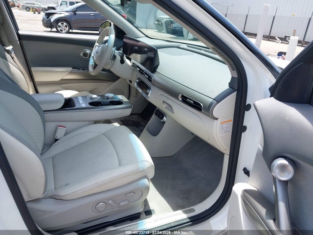 Продажа на аукционе авто 2024 Genesis Gv60 Standard Rwd, vin: KMUKB4SA1RU023838, номер лота: 45723713