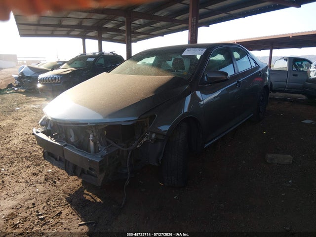 45723714 :رقم المزاد ، 4T4BF1FK2ER337082 vin ، 2014 Toyota Camry Le مزاد بيع