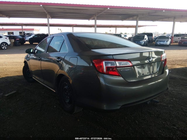 45723714 :رقم المزاد ، 4T4BF1FK2ER337082 vin ، 2014 Toyota Camry Le مزاد بيع