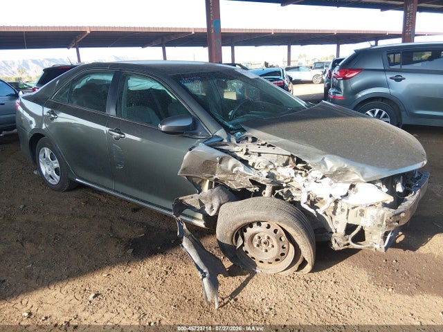 45723714 :رقم المزاد ، 4T4BF1FK2ER337082 vin ، 2014 Toyota Camry Le مزاد بيع