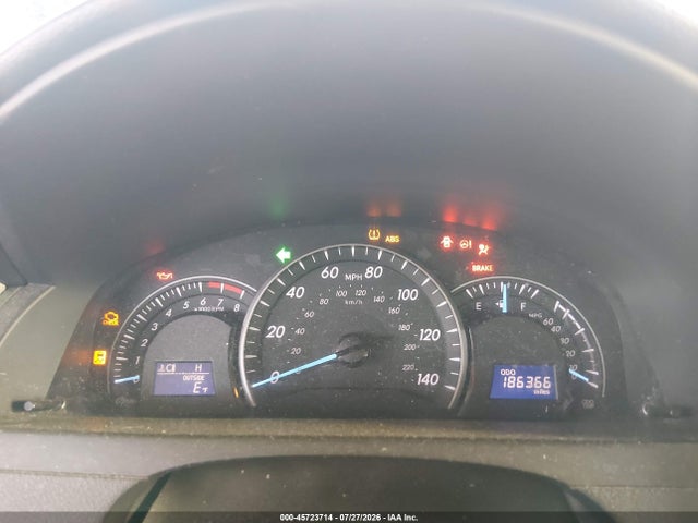 45723714 :رقم المزاد ، 4T4BF1FK2ER337082 vin ، 2014 Toyota Camry Le مزاد بيع