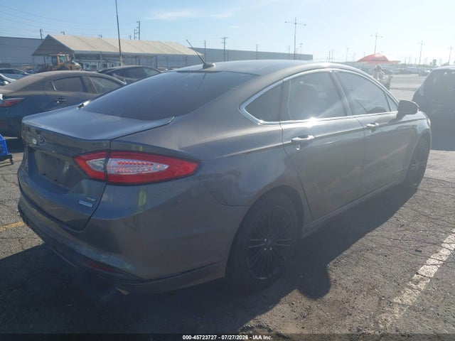 1FA6P0HDXE5362589 Ford FUSION SE