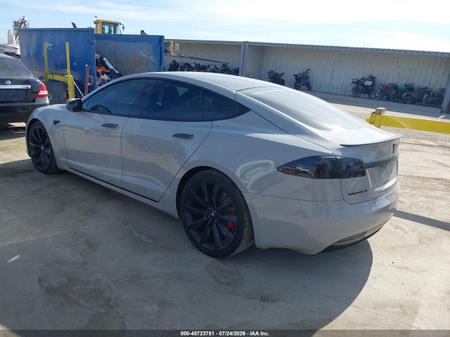 Tesla Model S 60/75 2017 5YJSA1E13HF219142 Image 3