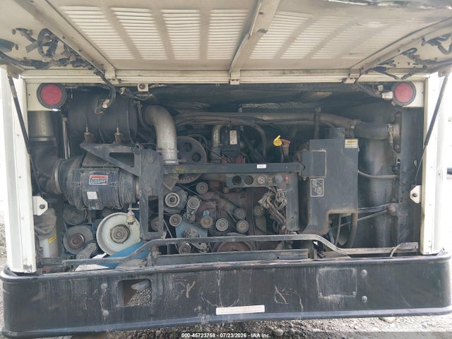 Ic Corporation 3000 Re 2015 4DRBXAAN3FB665665 Image 10