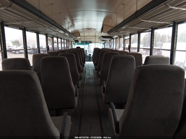 Ic Corporation 3000 Re 2015 4DRBXAAN3FB665665 Image 8