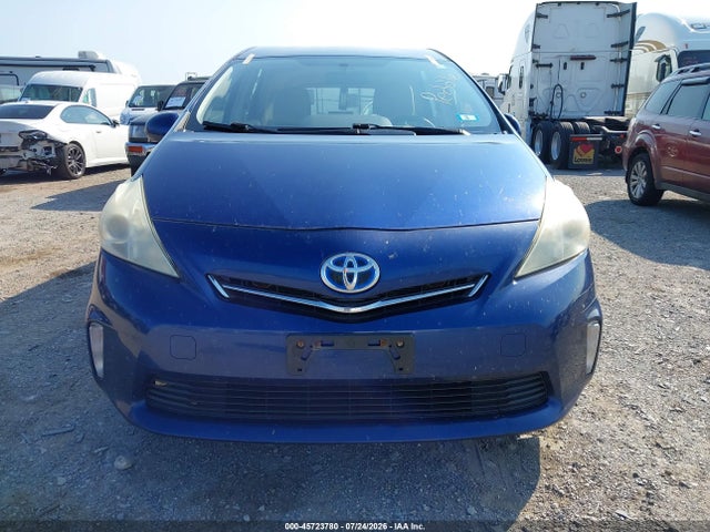Продажа на аукционе авто 2012 Toyota Prius V Three, vin: JTDZN3EU8C3149300, номер лота: 45723780