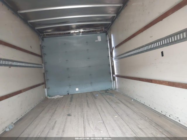 GMC Savana Cutaway 4500 2014 1GD676CG3E1102150 Image 6