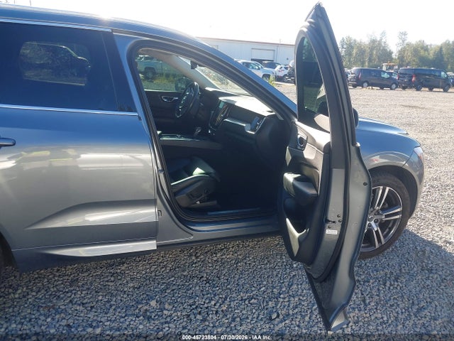 LYV102RK9KB219243 Volvo Xc60 T5 Momentum