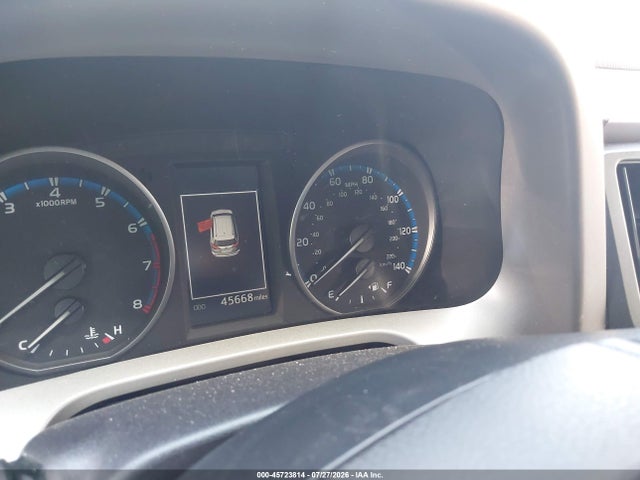 2T3ZFREV0JW503054 Toyota RAV4 LE