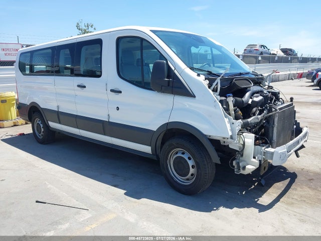 2017 1FBZX2ZM5HKA07583 zdjęcie główne