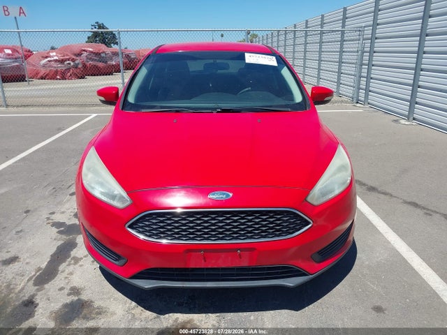 Ford FOCUS SE 2015 1FADP3K28FL370509 Image 12
