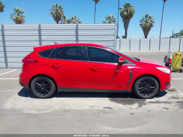 Ford FOCUS SE 2015 1FADP3K28FL370509 Image 13