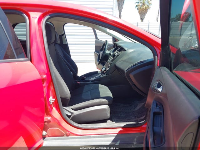 Ford FOCUS SE 2015 1FADP3K28FL370509 Image 5