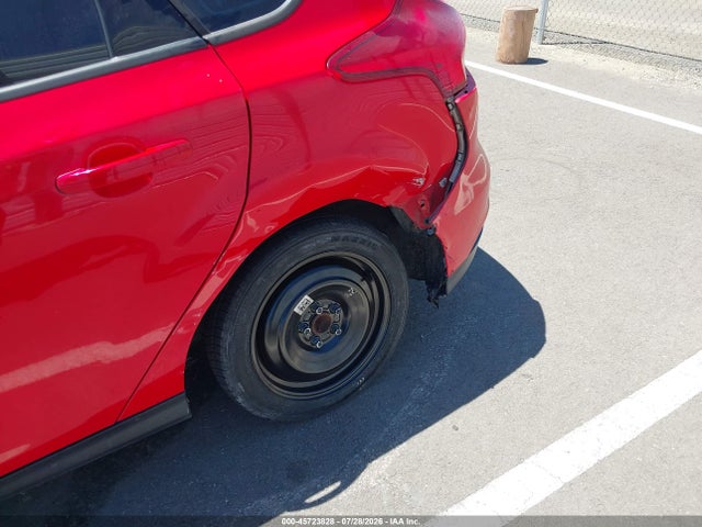 Ford FOCUS SE 2015 1FADP3K28FL370509 Image 6