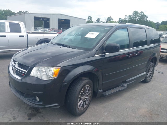 Продажа на аукционе авто 2017 Dodge Grand Caravan Sxt, vin: 2C4RDGCG6HR825748, номер лота: 45723842