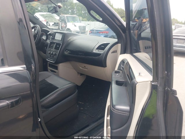 Продажа на аукционе авто 2017 Dodge Grand Caravan Sxt, vin: 2C4RDGCG6HR825748, номер лота: 45723842