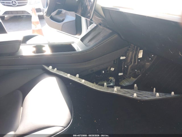 Продаж на аукціоні авто 2023 Tesla Model 3 Rear-wheel Drive, vin: 5YJ3E1EAXPF545575, номер лоту: 45723858