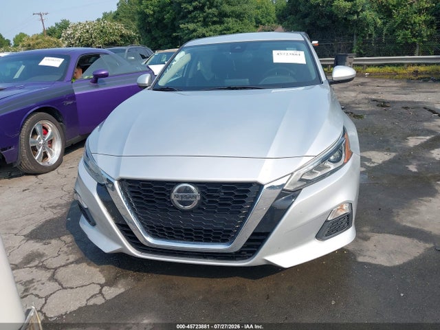 45723881 :رقم المزاد ، 1N4BL4DV1NN329917 vin ، 2022 Nissan Altima Sv Fwd مزاد بيع