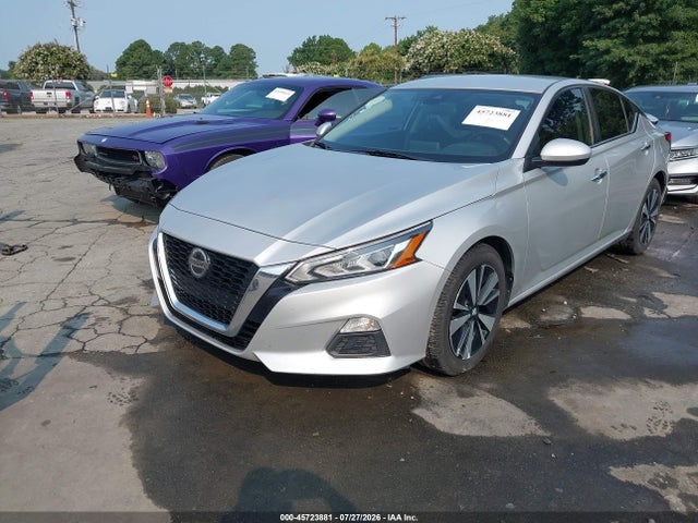 45723881 :رقم المزاد ، 1N4BL4DV1NN329917 vin ، 2022 Nissan Altima Sv Fwd مزاد بيع