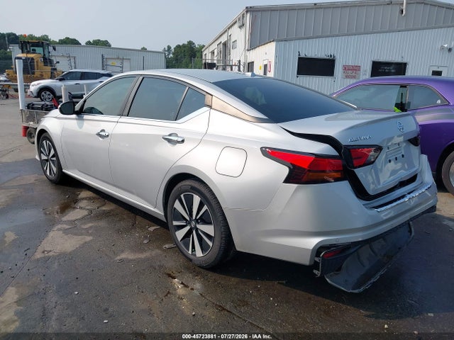 45723881 :رقم المزاد ، 1N4BL4DV1NN329917 vin ، 2022 Nissan Altima Sv Fwd مزاد بيع