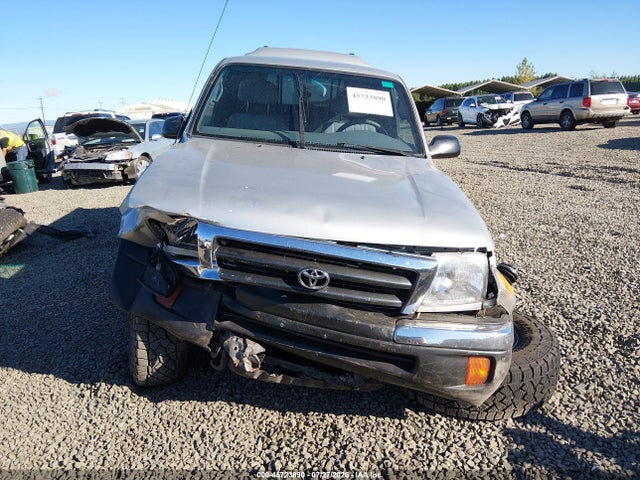 Продажа на аукционе авто 2000 Toyota Tacoma Base V6, vin: 5TEWN72N0YZ695573, номер лота: 45723890