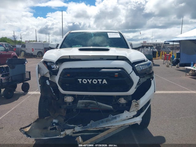 Продажа на аукционе авто 2016 Toyota Tacoma Trd Sport, vin: 3TMCZ5AN2GM040162, номер лота: 45723900