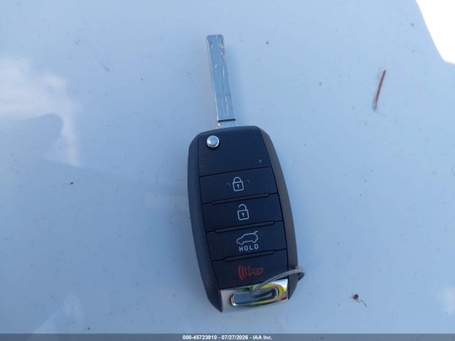 KIA Soul 2016 KNDJN2A28G7348647 Image 11