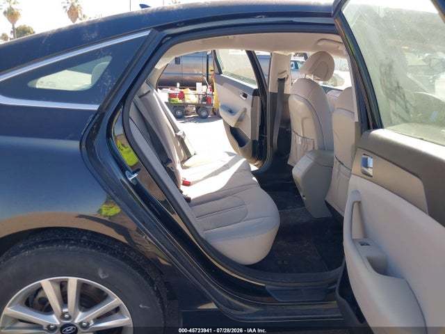 Hyundai SONATA SE 2016 5NPE24AF1GH267879 Image 8