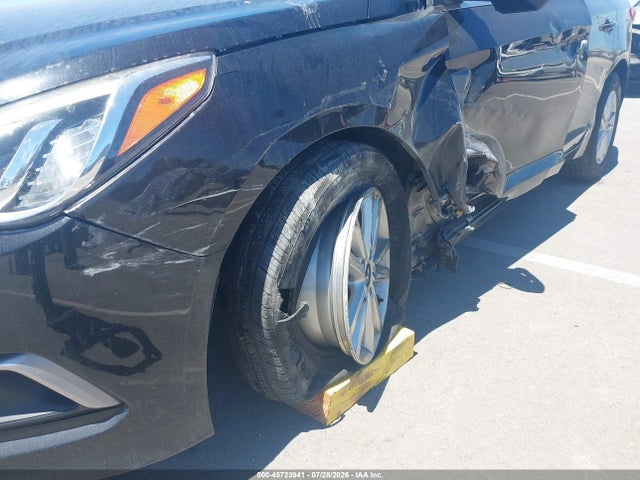 Hyundai SONATA SE 2016 5NPE24AF1GH267879 Image 13