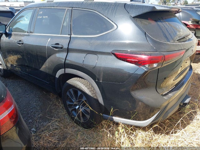 Toyota Highlander Xle 2020 5TDGZRAH4LS513475 Image 3