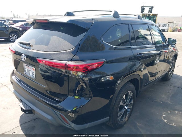 Toyota Highlander Xle 2020 5TDGZRAH4LS513475 Image 4