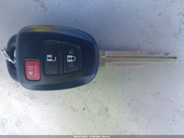 2T3ZFREV5EW120149 Toyota RAV4 LE