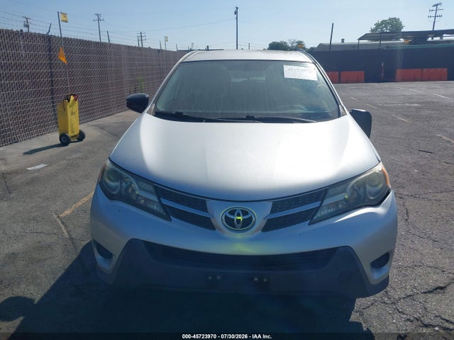 2T3ZFREV5EW120149 Toyota RAV4 LE
