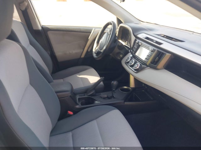 2T3ZFREV5EW120149 Toyota RAV4 LE