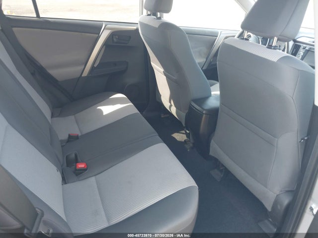 2T3ZFREV5EW120149 Toyota RAV4 LE